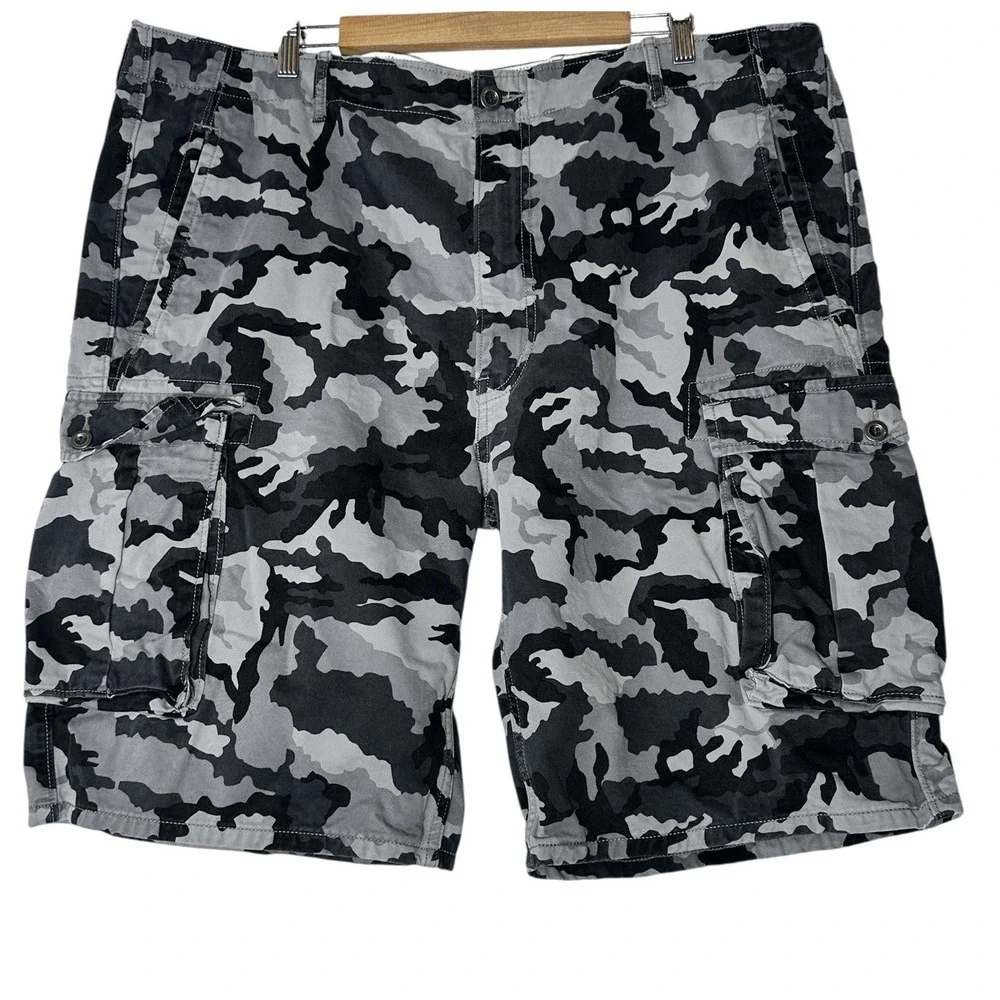 Levi's Camouflage Cargo Shorts Mens 42 Gray‎ Relaxed Hiking Outdoors Utility